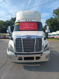 2017 Freightliner CASCADIA 113