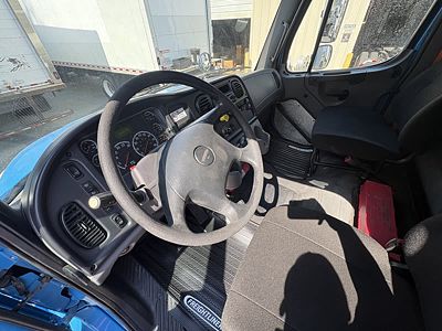 2017 Freightliner M2 106