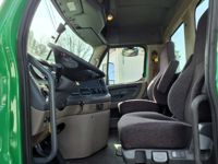 2020 Freightliner CASCADIA 125