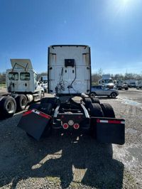2020 Freightliner CASCADIA 125