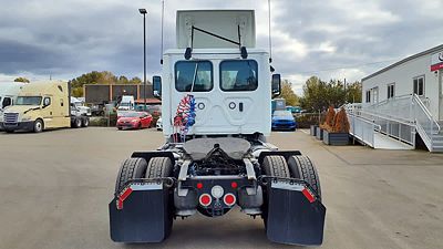 2020 Freightliner NEW CASCADIA 116