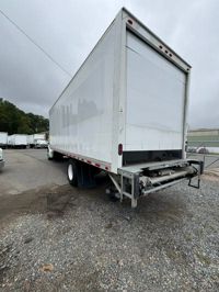 2018 Freightliner M2 106