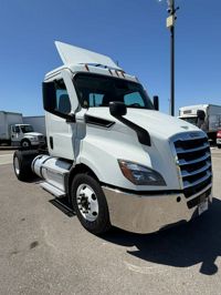 2020 Freightliner NEW CASCADIA 116