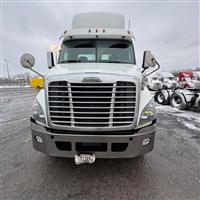 2018 Freightliner CASCADIA 113