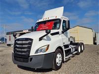2019 Freightliner NEW CASCADIA 126