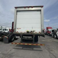 2017 Freightliner M2 106