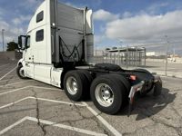 2019 Volvo VNL64T860