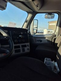 2022 Freightliner NEW CASCADIA PX12664