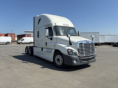 2018 Freightliner CASCADIA 125