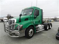 2019 Freightliner CASCADIA 113