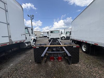 2019 Freightliner M2 106
