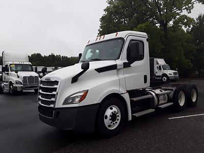 2020 Freightliner NEW CASCADIA PX12664