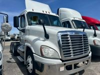 2017 Freightliner CASCADIA 125