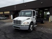 2020 Freightliner M2 106