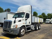 2018 Freightliner CASCADIA 113" DAYCAB