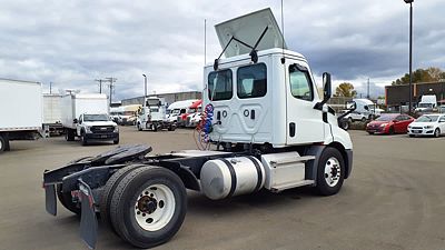 2020 Freightliner NEW CASCADIA 116