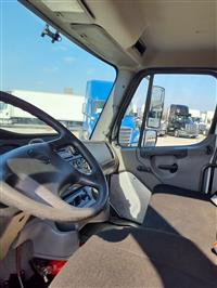 2016 Freightliner M2 106