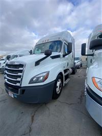 2019 Freightliner NEW CASCADIA PX12664