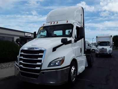 2021 Freightliner CASCADIA PX11642ST