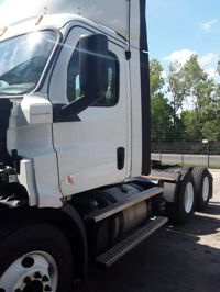 2019 Freightliner NEW CASCADIA 116