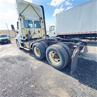 2017 Freightliner CASCADIA 125