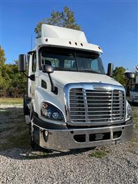 2018 Freightliner CASCADIA 113