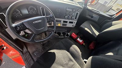 2020 Freightliner NEW CASCADIA PX12664