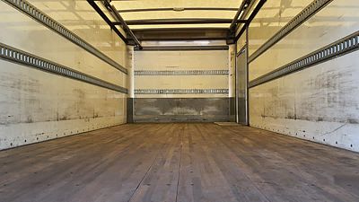 2020 Freightliner M2 106