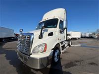 2018 Freightliner CASCADIA 113