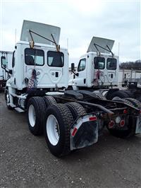 2016 Freightliner CASCADIA 125