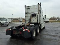 2020 Volvo VNL64T-300