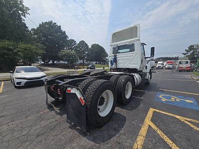 2020 International LT625