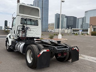 2019 International RH613