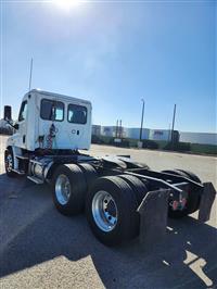 2018 Freightliner CASCADIA 113