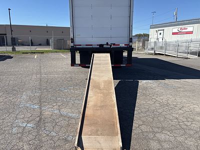 2017 Freightliner M2 106
