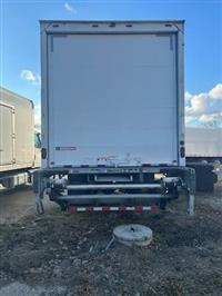 2018 Freightliner M2 106