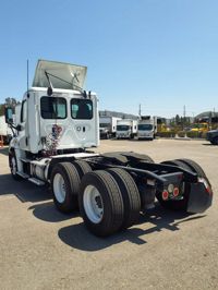 2018 Freightliner CASCADIA 125
