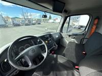 2018 Freightliner M2 106