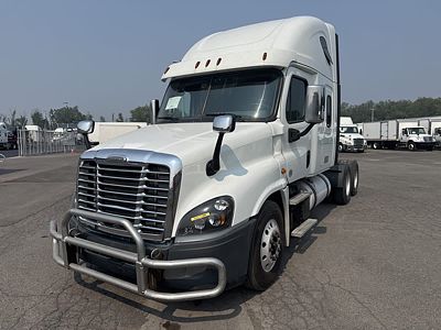 2019 Freightliner CASCADIA 125