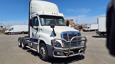 2019 Freightliner CASCADIA 125