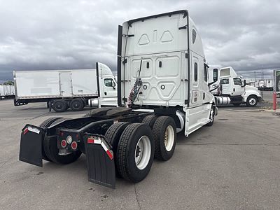 2022 Freightliner NEW CASCADIA PX12664