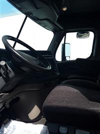 2017 Freightliner CASCADIA 113