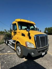 2018 Freightliner CASCADIA 113