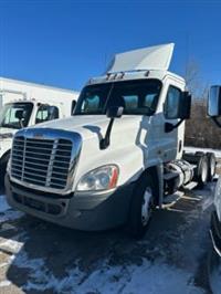 2016 Freightliner CASCADIA 125