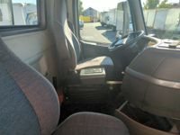 2019 Volvo VNL64T-300