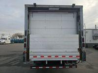 2018 Freightliner M2 106