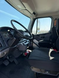 2020 Freightliner M2 106
