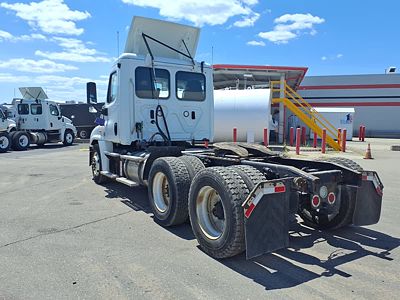 2019 Freightliner CASCADIA 125