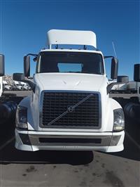 2016 Volvo VNL42T