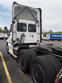 2020 Freightliner CASCADIA 125
